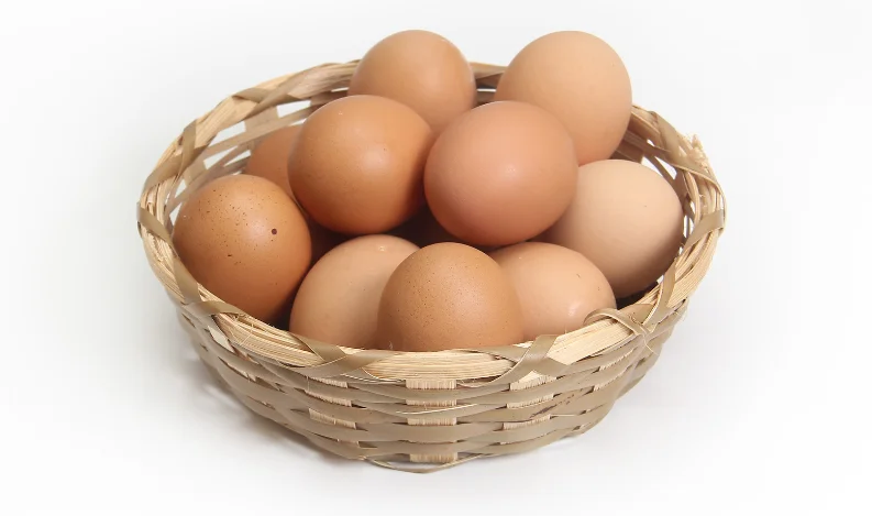 2. Eggs: A Versatile Powerhouse