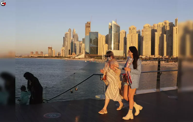 'No One to Share Fun With': UAE Expats Face Loneliness Amid New Year’s Eve Celebrations