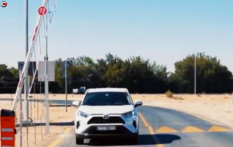 RTA Installs Smart Gates on Dubai-Hatta Road and Desert Highways