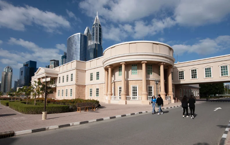 American University in Dubai (AUD)